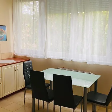 Furesz Apartman * Segedín
